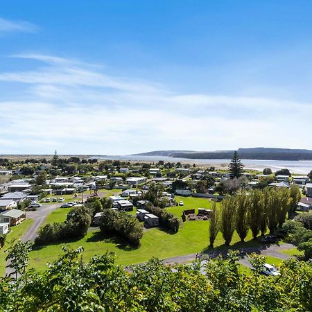 Port Waikato Holiday Park Exterior foto