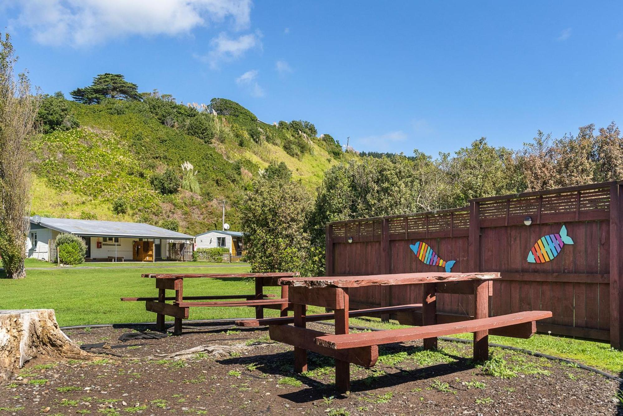 Port Waikato Holiday Park Exterior foto